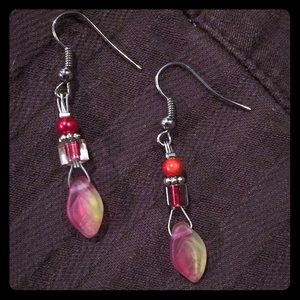 💕 Handcrafted Leaf Earrings